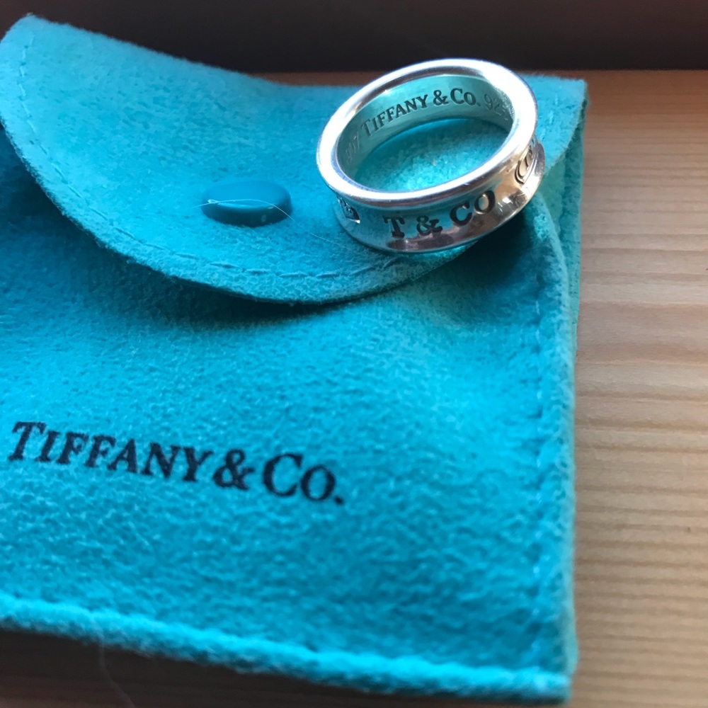 Authentic Tiffany 1837 Ring.